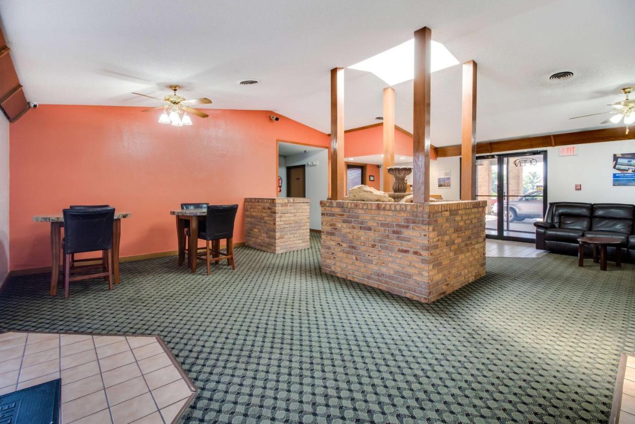 Hotel 6-marion, Il 2*