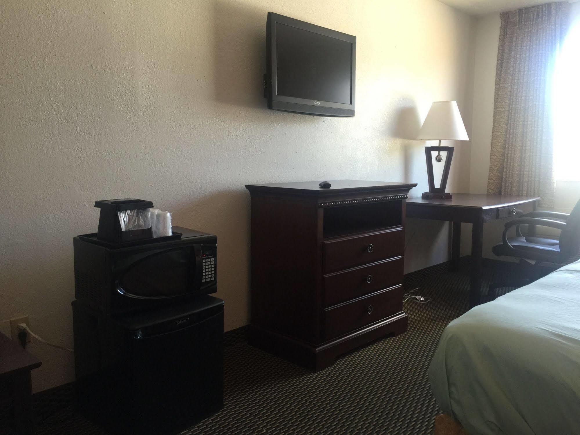 6-marion, Il Hotel 2*